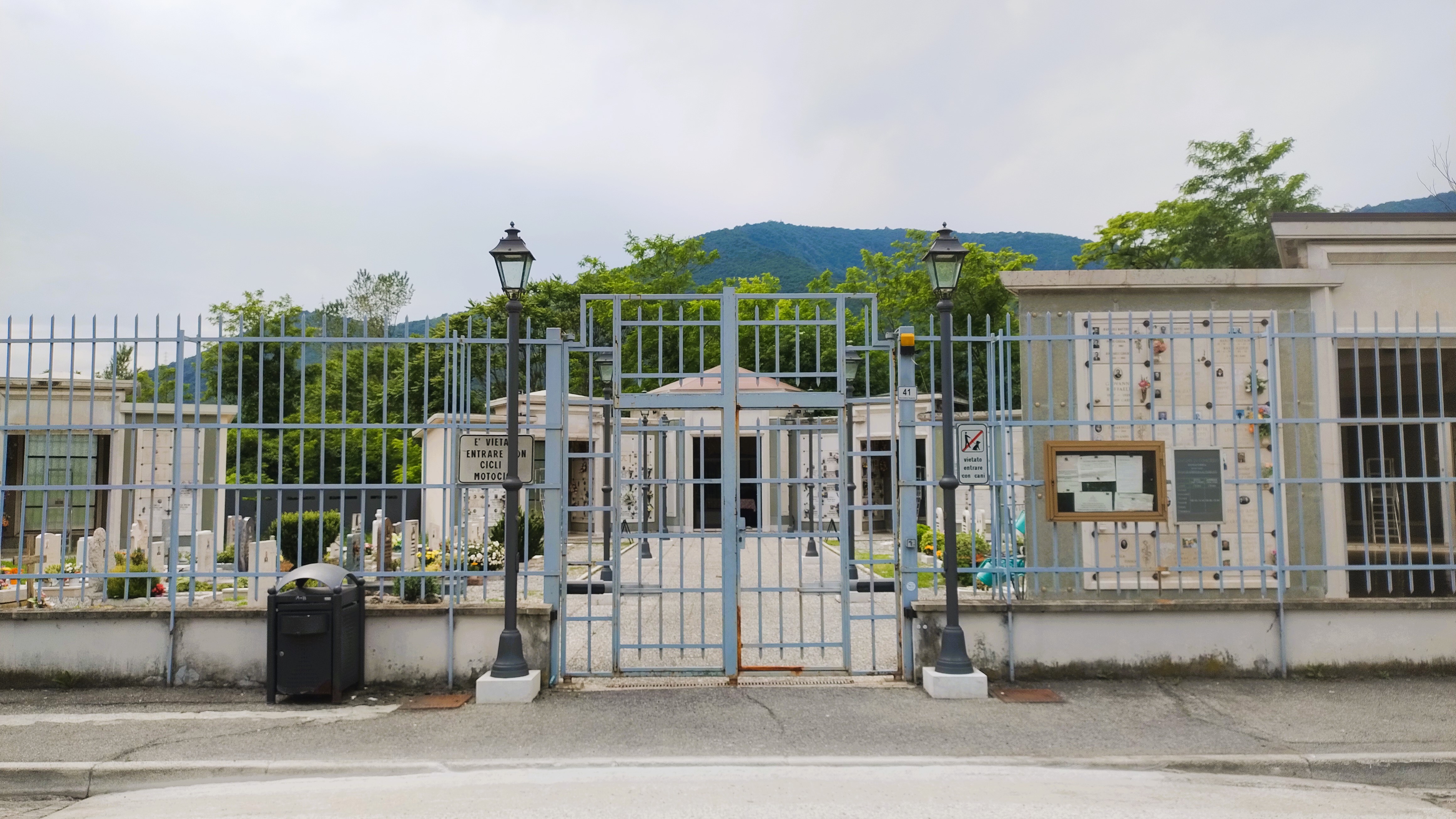 Cimitero di Costorio